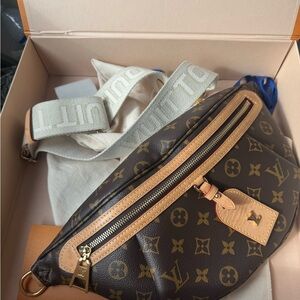 Louis Vuitton Monogram Crossbody Bag in Brown and Tan